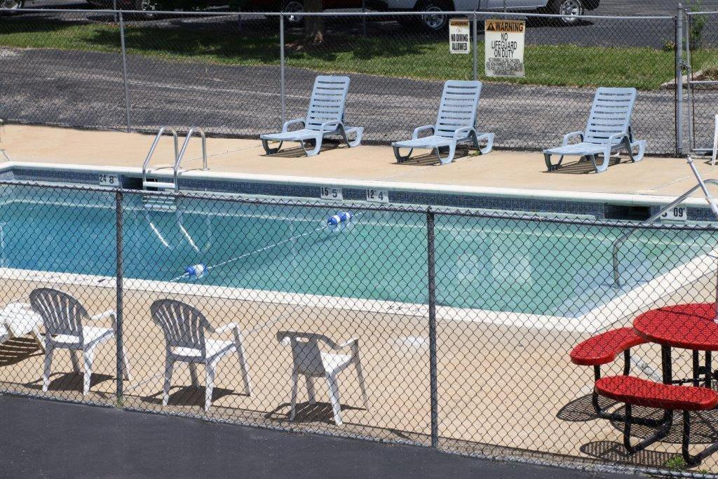 America'S Best Inn & Suites Eureka Εξωτερικό φωτογραφία