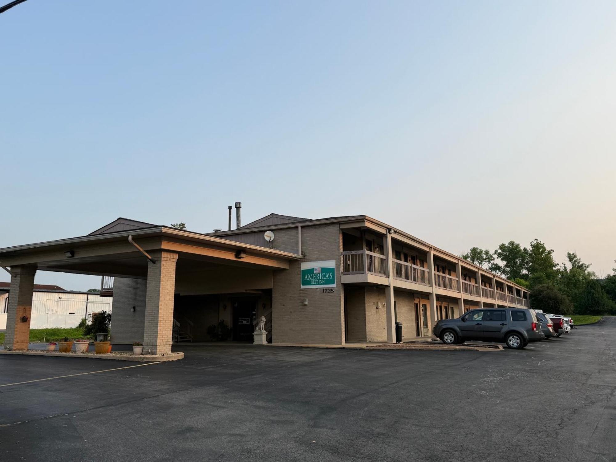 America'S Best Inn & Suites Eureka Εξωτερικό φωτογραφία